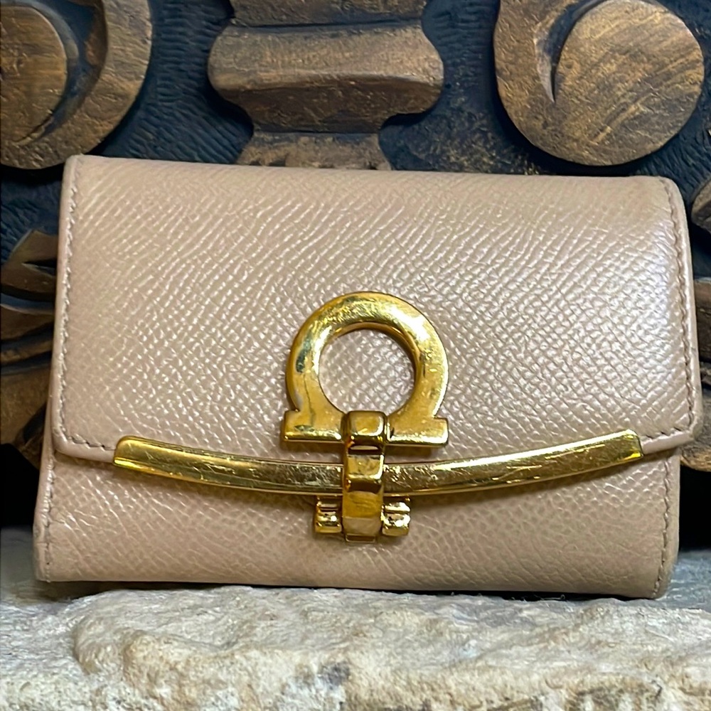 Salvatore Ferragamo Key holder Wallet  . EUC like New .